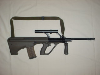e-m%20styer%20aug%20-%20green,%20right%20side,%20sling-mag,.jpg